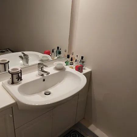 Victoria * Μεντόν