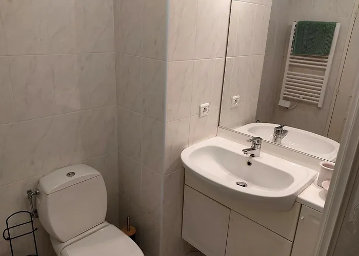 Victoria * Μεντόν